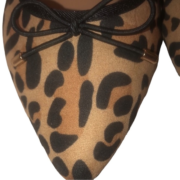 Merona size 10 leopard print flats faux suede bow detail like new true to size - Picture 2 of 11